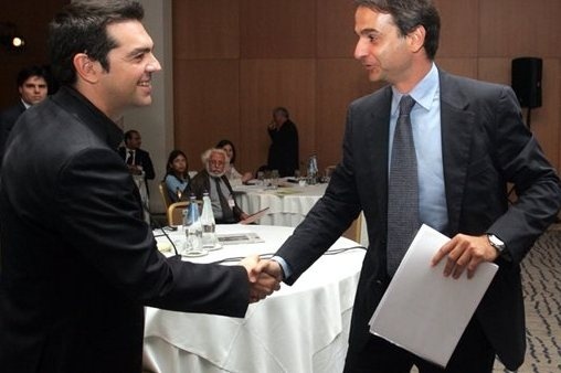 Ο Τσίπρας ταΐζει το… άσπρο άλογο του Κυριάκου!