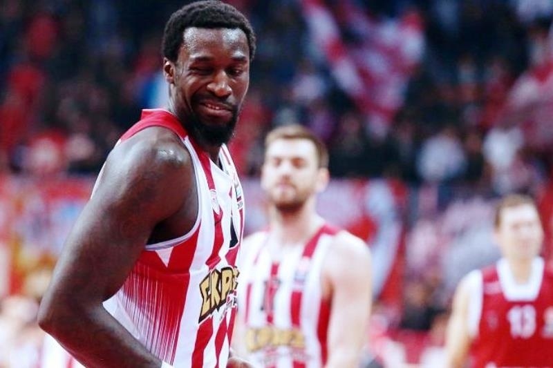 Εκτός ο Χάντερ