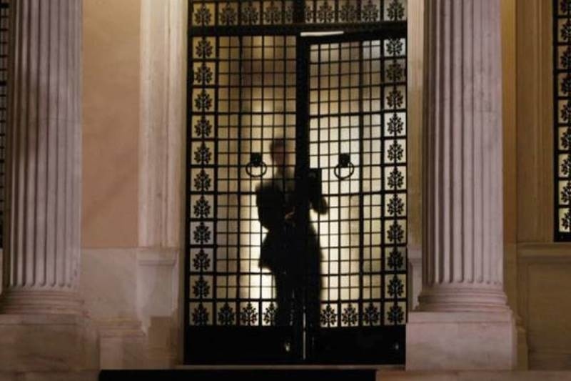 Δημοσκοπήσεις: Πανικός στο Μαξίμου - Ο λαός γυρνάει την πλάτη σε Τσίπρα - Καμμένο