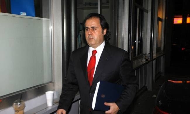 Σφίγγει ο κλοιός για τον στενό συνεργάτη του Σαμαρά, Σταύρο Παπασταύρου