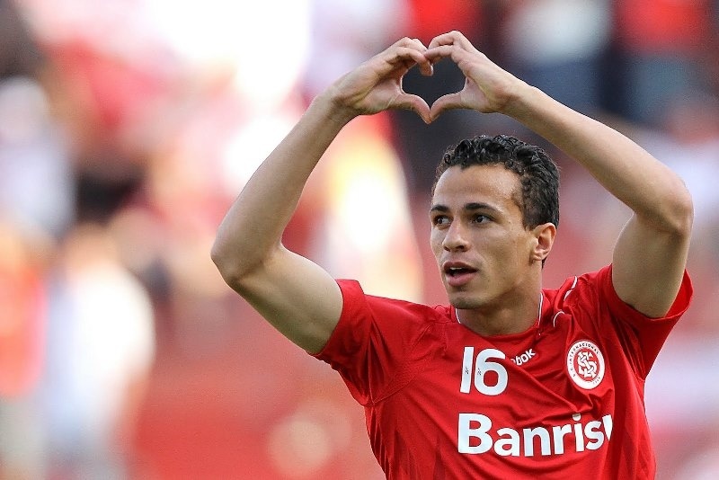 Ολυμπιακός: Σενάρια για Νταμιάο