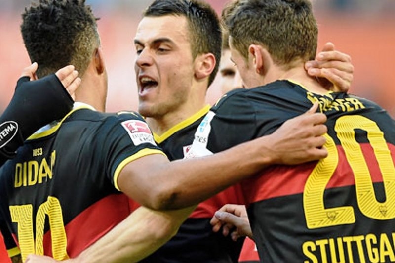 Ξύπνησε στο 2016 η Στουτγκάρδη! (videos)