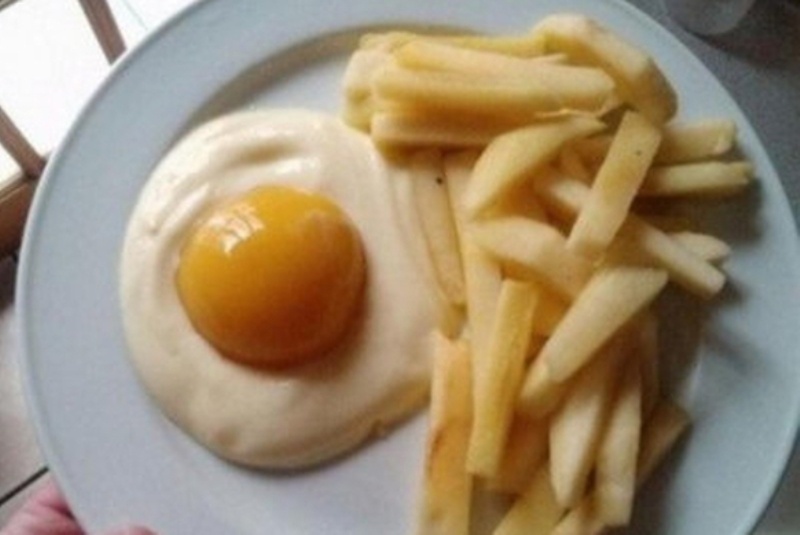 Θα μας τρελάνει! Είναι μοντέλο με κορμί θανατηφόρο και τρώει... αβγά με τηγανιτές πατάτες; (photo)