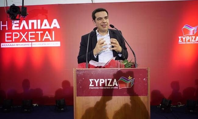 ΑΠΙΣΤΕΥΤΟ: Ο Τσίπρας κάλυψε πλήρως τον γραμματέα - ράπερ της νεολαίας ΣΥΡΙΖΑ