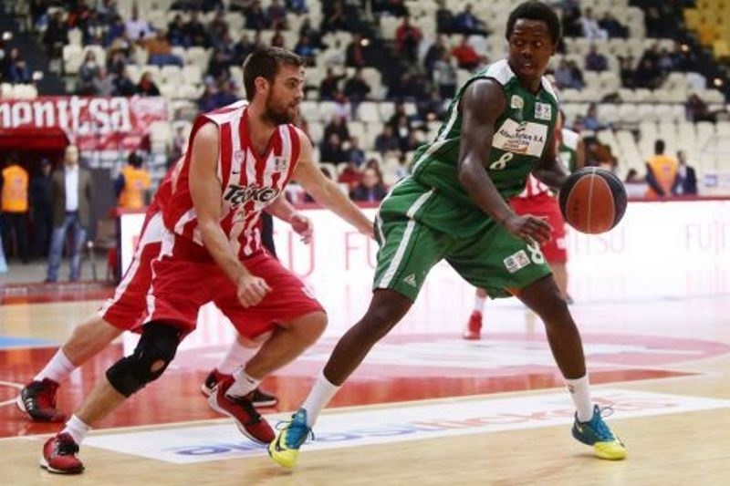 Καθυστερεί του Μπράουν στην ΑΕΚ!