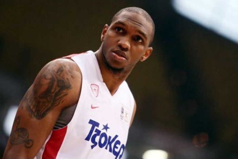 Πήρε Σίμονς η Μακάμπι!