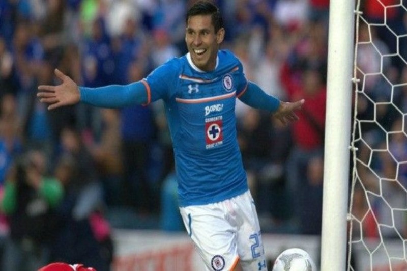 Πολυβόλο ο Μπενίτες στην Κρουζ Αζούλ (video)