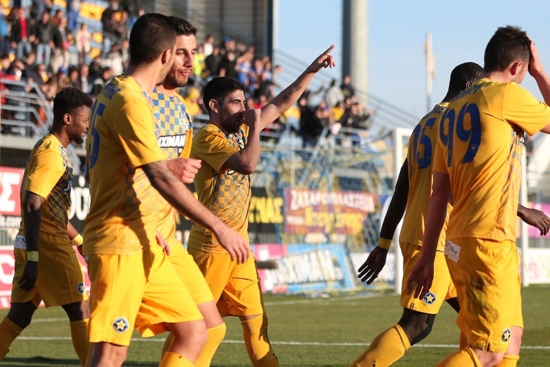 Καθάρισαν οι λάτιν, 2-0 ο Αστέρας τον Λεβαδειακό