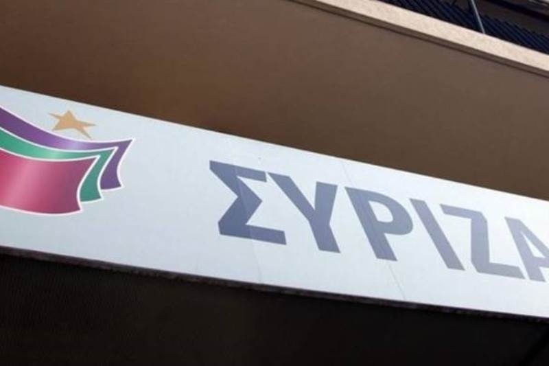 Εισβολή αγροτών στα γραφεία του ΣΥΡΙΖΑ στη Σπάρτη!