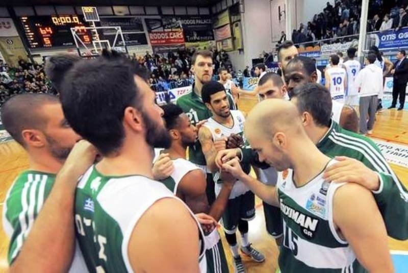 Φέρνει και ψηλό για… triple crown