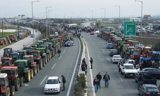 Αγρότες - Τελεσίγραφο στην κυβέρνηση: Δεν θα φύγουμε από την Αθήνα με άδεια χέρια