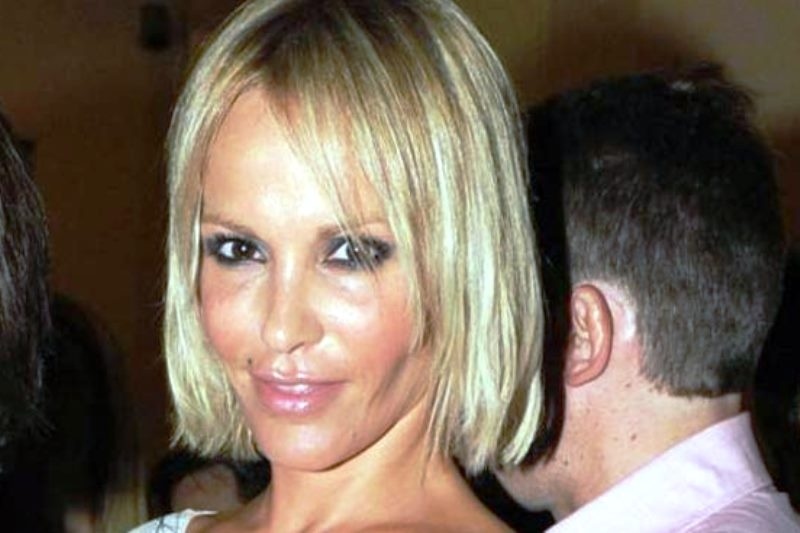 Το γυμνό βίντεο της Νατάσας Καλογρίδη! (video)