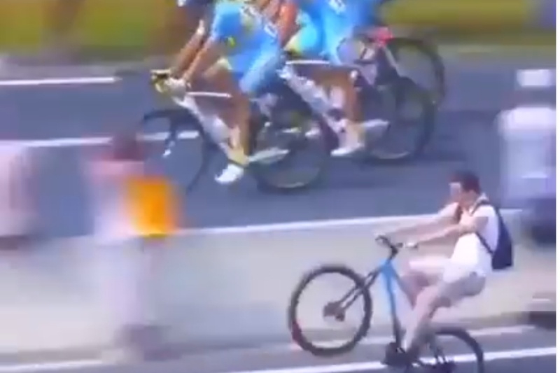 Τους «γλέντησε» κάνοντας σούζα! (video)