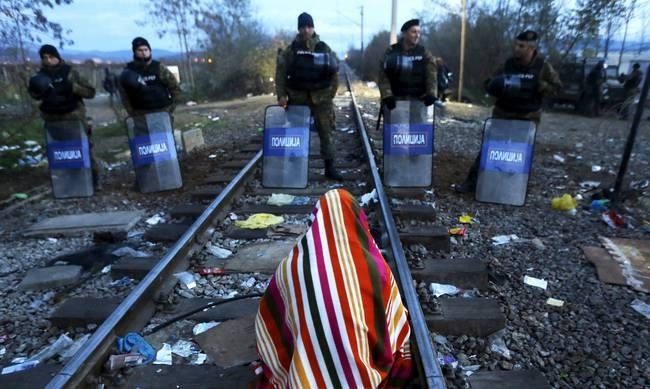 Τελεσίγραφο ενός μήνα στην Ελλάδα για το προσφυγικό