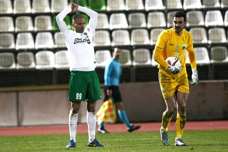 Μέσα ο Ιγκόρ, όχι και ο Μεχία