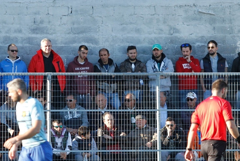 ΣΟΚ: «Έσβησε» φίλαθλος στη Ραφήνα!
