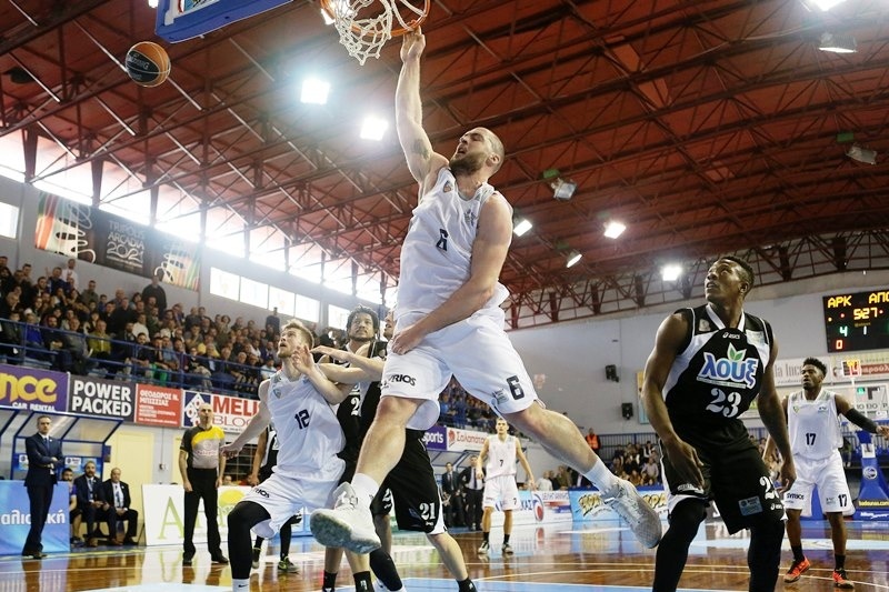 Ζωντανός ο Αρκαδικός, διέλυσε τον Απόλλωνα