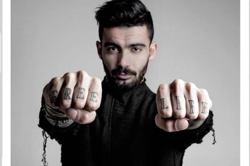 «Πάψτε να βλέπετε φαντάσματα!»