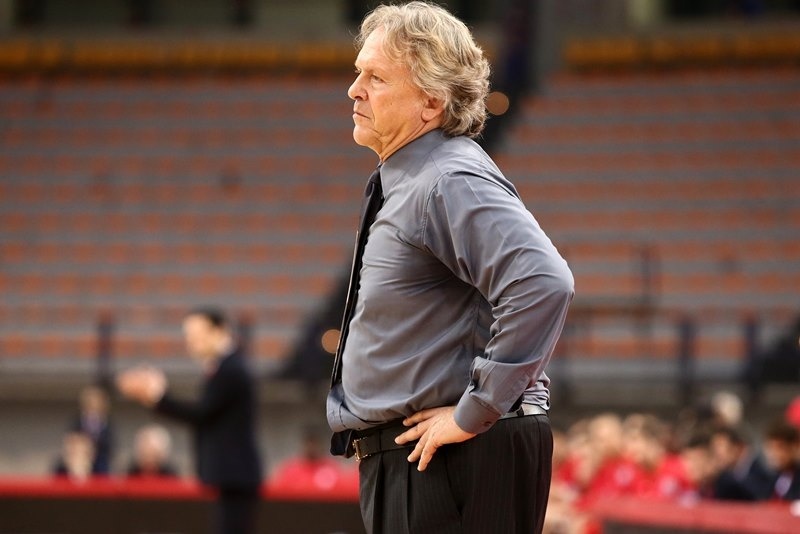 Έξαλλος ο Γιατζόγλου με Σφαιρόπουλο