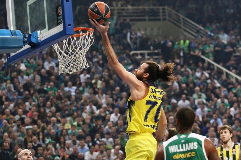 MVP ο φοβερός Ντατόμε