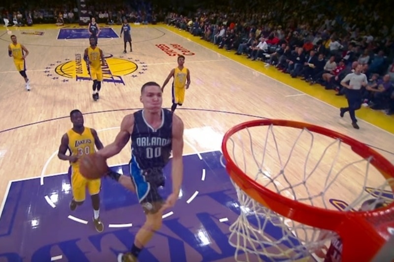 Ανατριχίλα το top 10 του NBA (video)