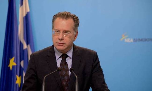 Κουμουτσάκος: Αν δεν διαψεύσει το Μαξίμου τον Τουσκ, υπάρχει θέμα Τσίπρα