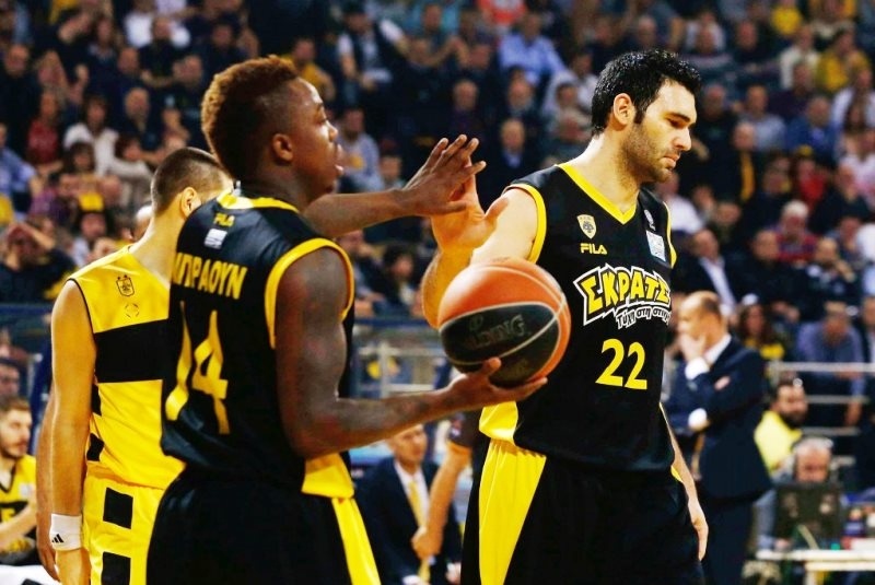 Πάνοπλη στο ντέρμπι η ΑΕΚ!