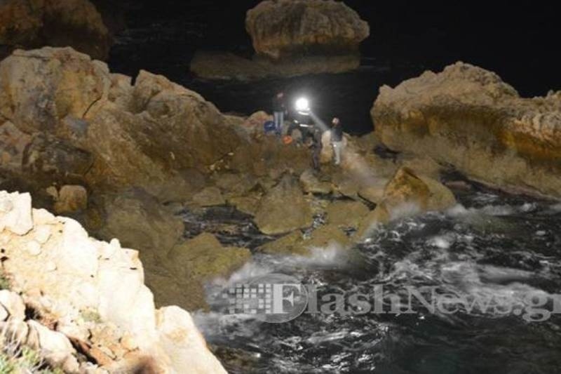 Χανιά: Τραγικό τέλος για δύο φοιτητές που έπεσαν στη θάλασσα με την μηχανή