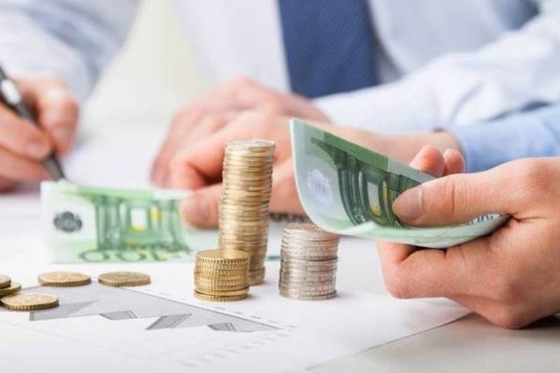 Φορο - τσουνάμι σε αυτοκίνητα, κινητά, ακίνητα