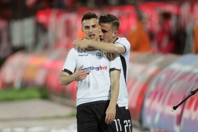 Διάκριση για Μακ!