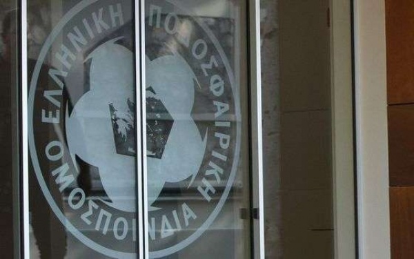 Καμπάνα σε παρατηρητή στη Γ' Εθνική