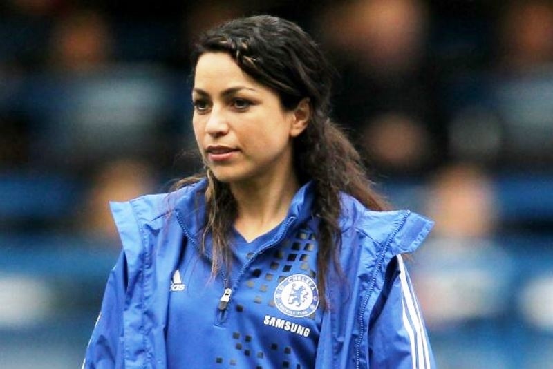 Τέλος το ποδόσφαιρο για την Καρνέιρο! (photos)