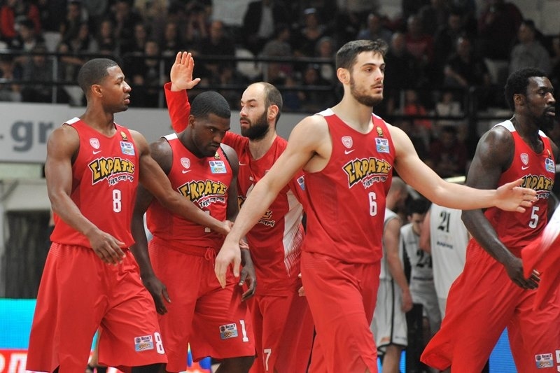 Απόλλων Πατρών - Ολυμπιακός 72-77: Έπαιξε με την... φωτιά αλλά δεν κάηκε