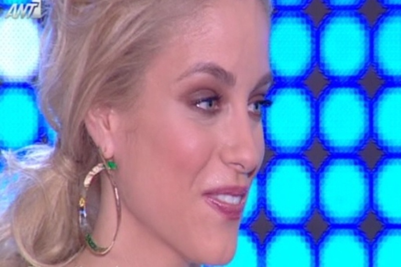 Λύγισε η Δούκισσα Νομικού on air στο «Όλα Πρώτη Φορά» - Τι συνέβη;