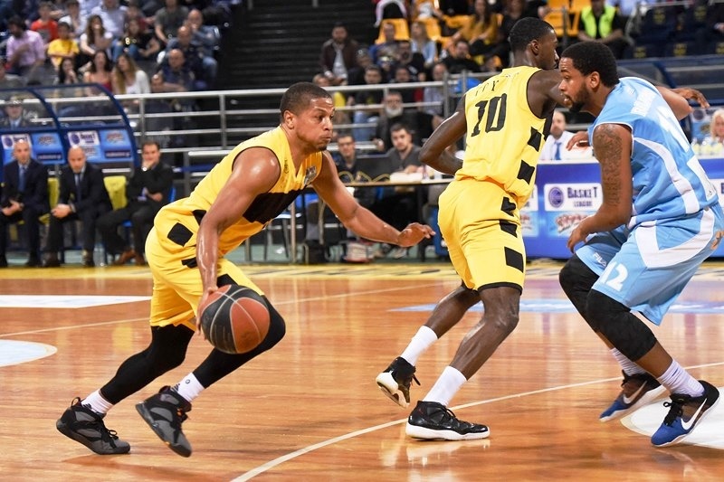 Άνετα ο Άρης