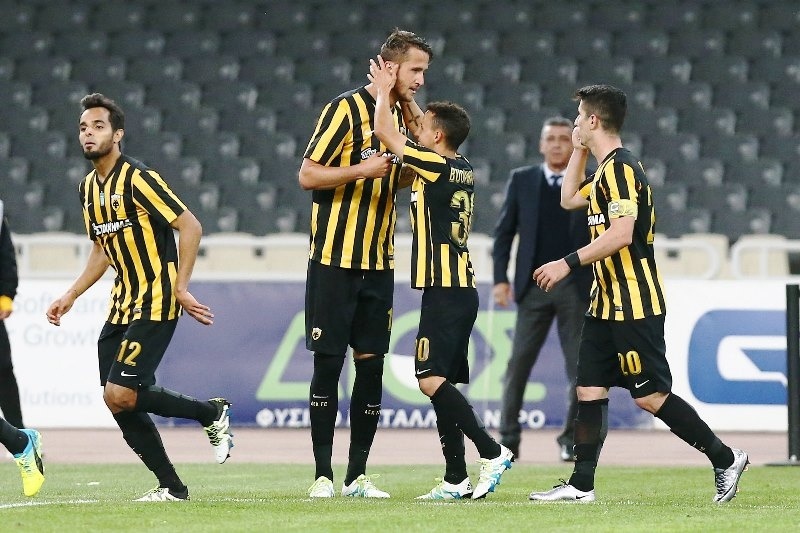 ΑΕΚ – Πανιώνιος 2-0: Πέκχαρτ για… φίλημα!