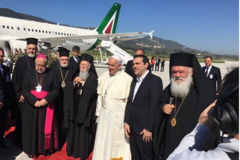 Μυτιλήνη - Τσίπρας: Η επίσκεψη του Πάπα αποτελεί σημαντική πρωτοβουλία σε μια κρίσιμη στιγμή