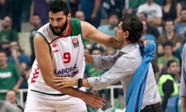 Τεράστια κίνηση Γιαννακόπουλου