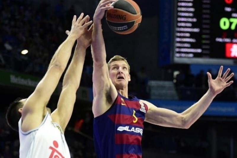 Περπέρογλου in, Ντόελμαν out