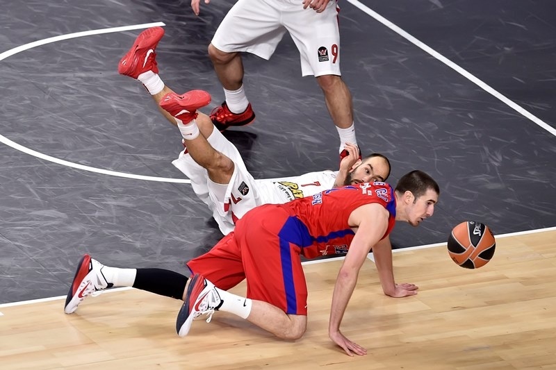 Στο club των κορυφαίων σκόρερ ο Ντε Κολό