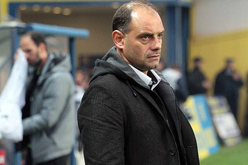 Ομόνοια: Συνάντηση με Βεργέτη