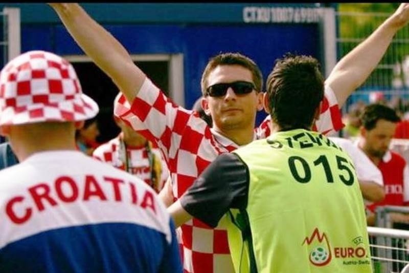 EURO 2016: Σεκιούριτι επικίνδυνοι για την Δημόσια Ασφάλεια