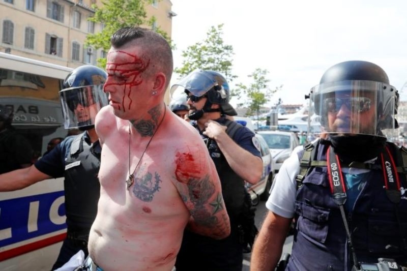 Euro 2016: Νέα επεισόδια ξέσπασαν κοντά στο στάδιο Βελοντρόμ της Μασσαλίας