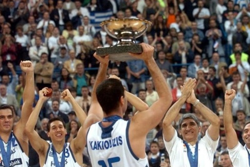 Το «ευχαριστώ» της ΕΟΚ στον Μιχάλη Κακιούζη (photo)