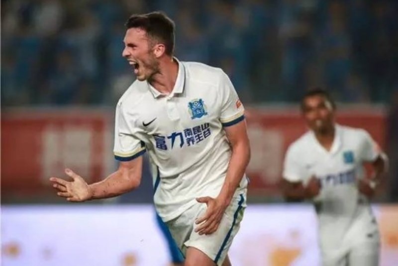 Άνοιξε λογαριασμό ο Γιάννου στην Κίνα! (video)