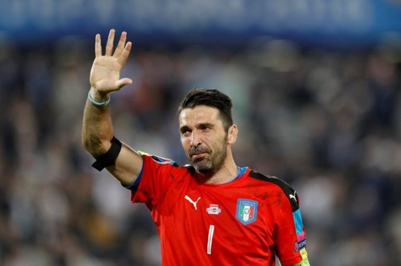 Euro 2016: Έκλαψε ο Μπουφόν για τον αποκλεισμό (video)
