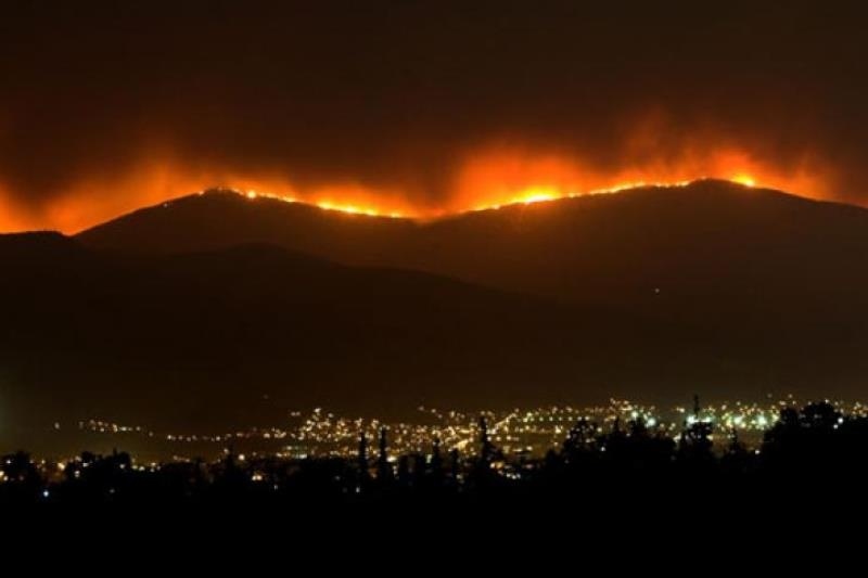 ΕΚΤΑΚΤΟ: Φωτιά στην Πάρνηθα