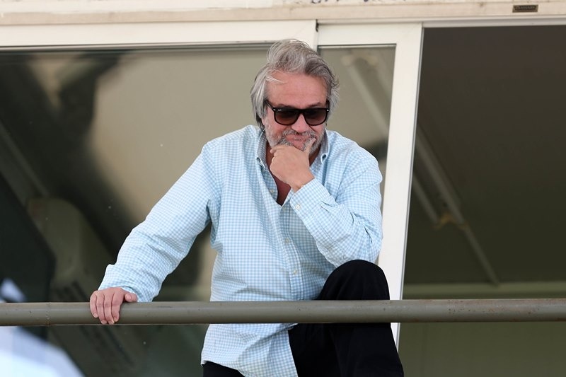 Πένθος για Κομπότη!