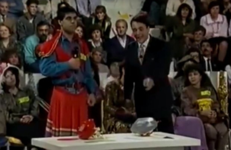 Ο πιο ΓΚΑΝΤΕΜΗΣ παίκτης σε ελληνικό τηλεπαιχνίδι! (video)