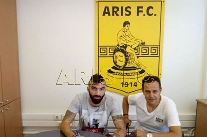 Άρης: Ανανέωσε και ο Ιντζίδης